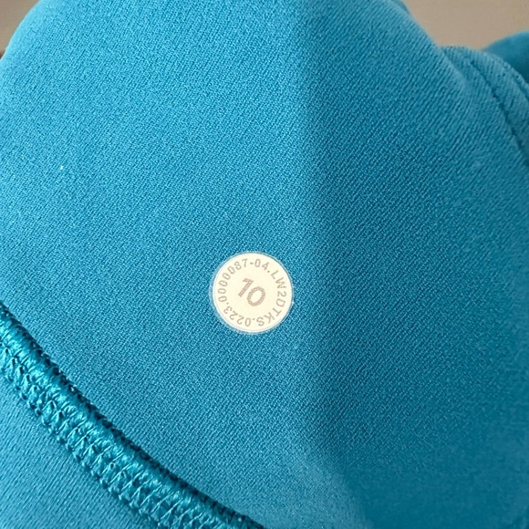 Lululemon Align Asymmetrical Bra *Light Support, A/B Cup - Picture 2 of 3